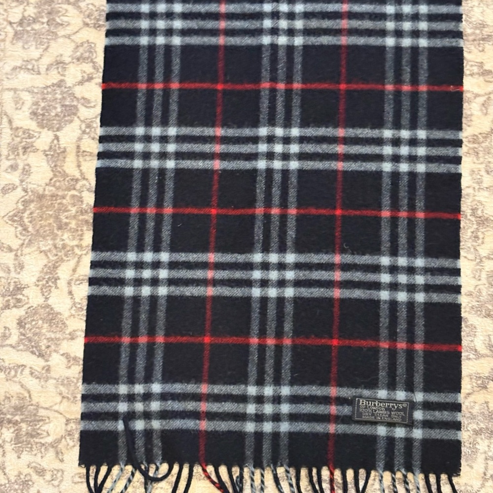 Burberry Dark Blue Lamb’s Wool Plaid Scarf - Picture 4 of 7
